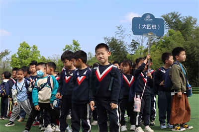 武汉小学生毕业游03.jpg